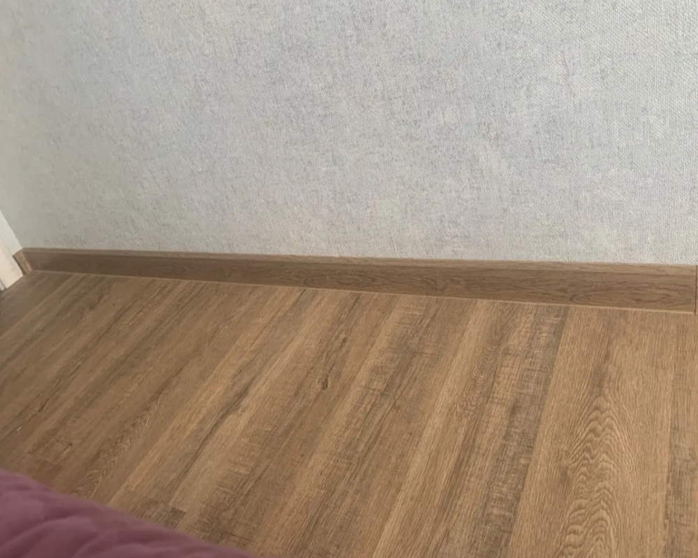 Плинтус ПВХ Волшебная палочка 70мм Home 2,2м 7018