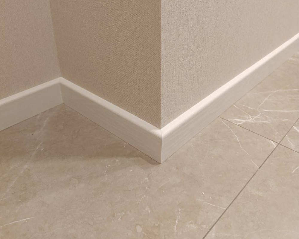 Плинтус МДФ Лука Пл 100-1МДФ.2700.Point line 24040 Дуб кантри белый