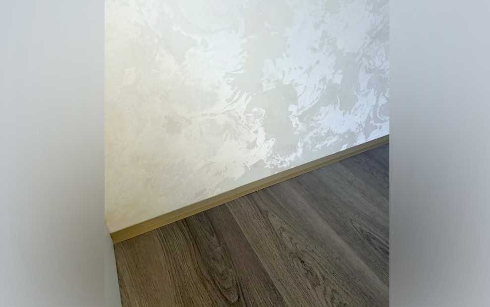 Микроплинтус MSAPL 02.2700.042L Шампань люкс