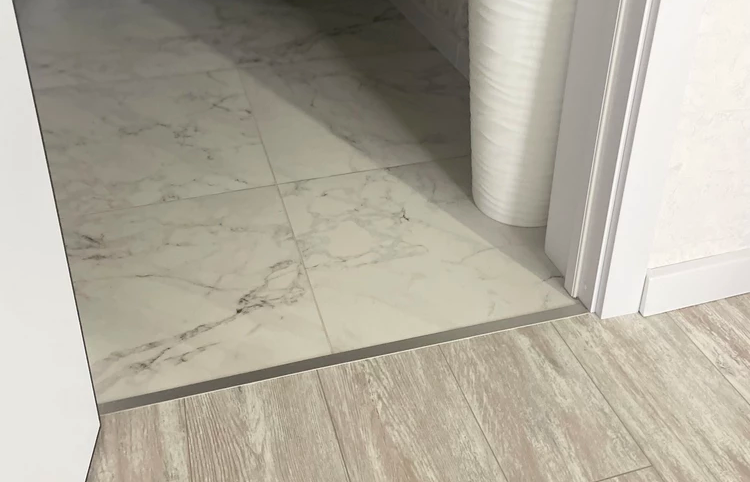 Профиль Т-образный латунь под бронзу 20мм 2,7м MSPCROВ 209