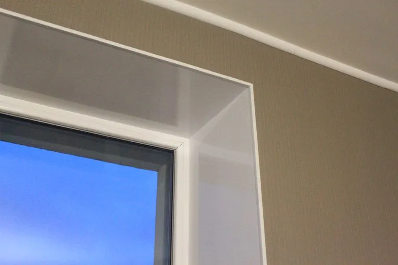 Угол ПВХ 50*50*2,7 м Белый