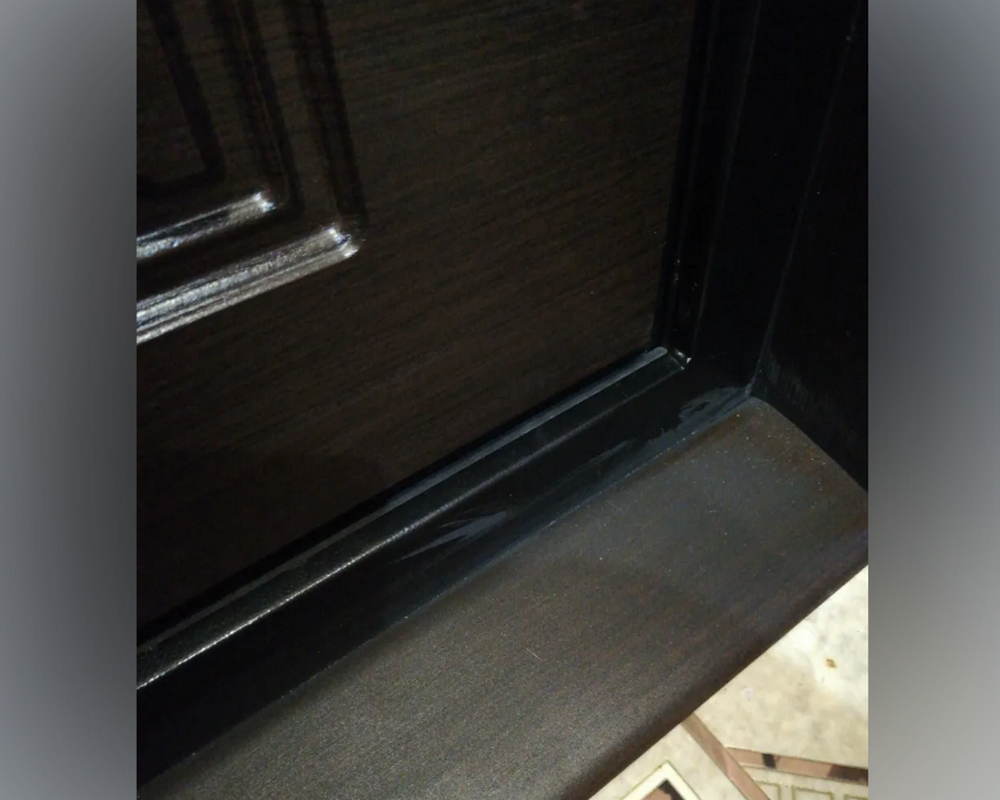 Порог одноуровневый ПС 18.2700.215 Черный