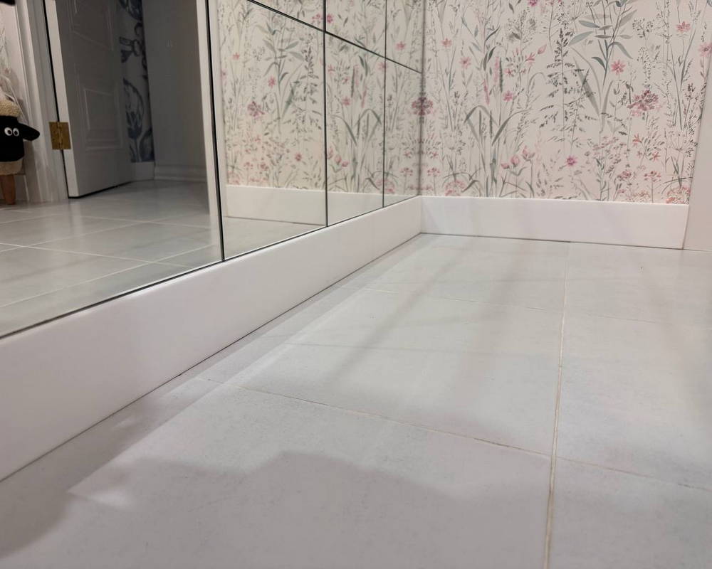 Плинтус NMC IL11 Wallstyl 80*23*2000. Окраска включена в стоимость