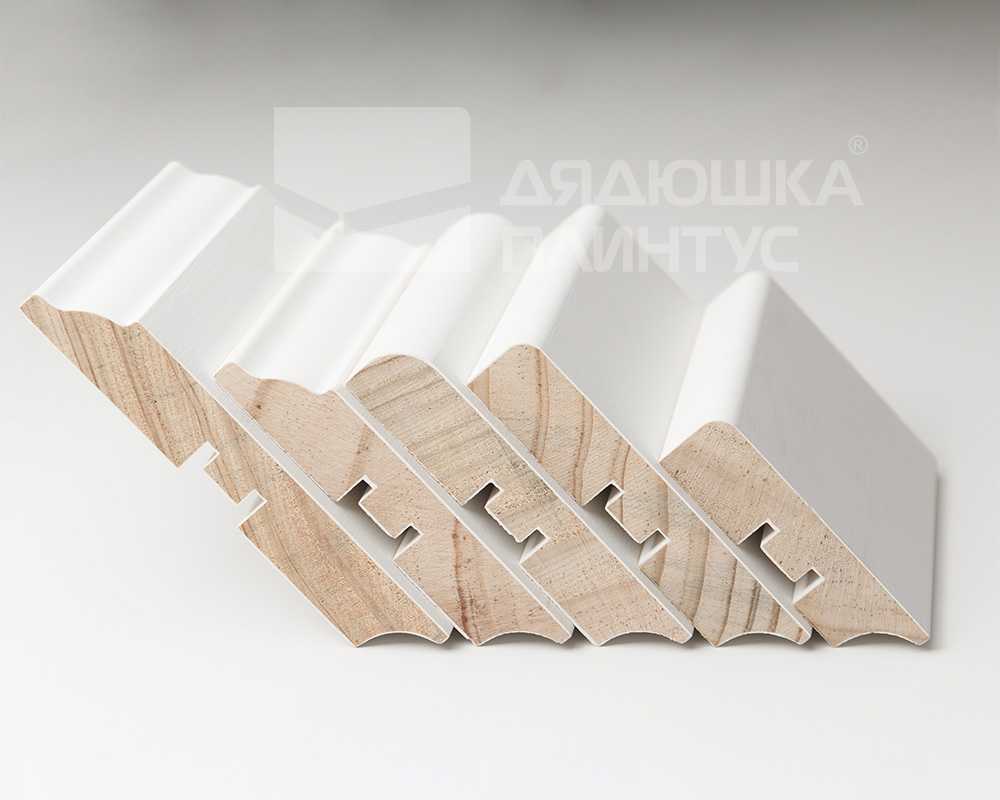 Плинтус кедр Стоунвуд. 100 100мм 2,35м Белый