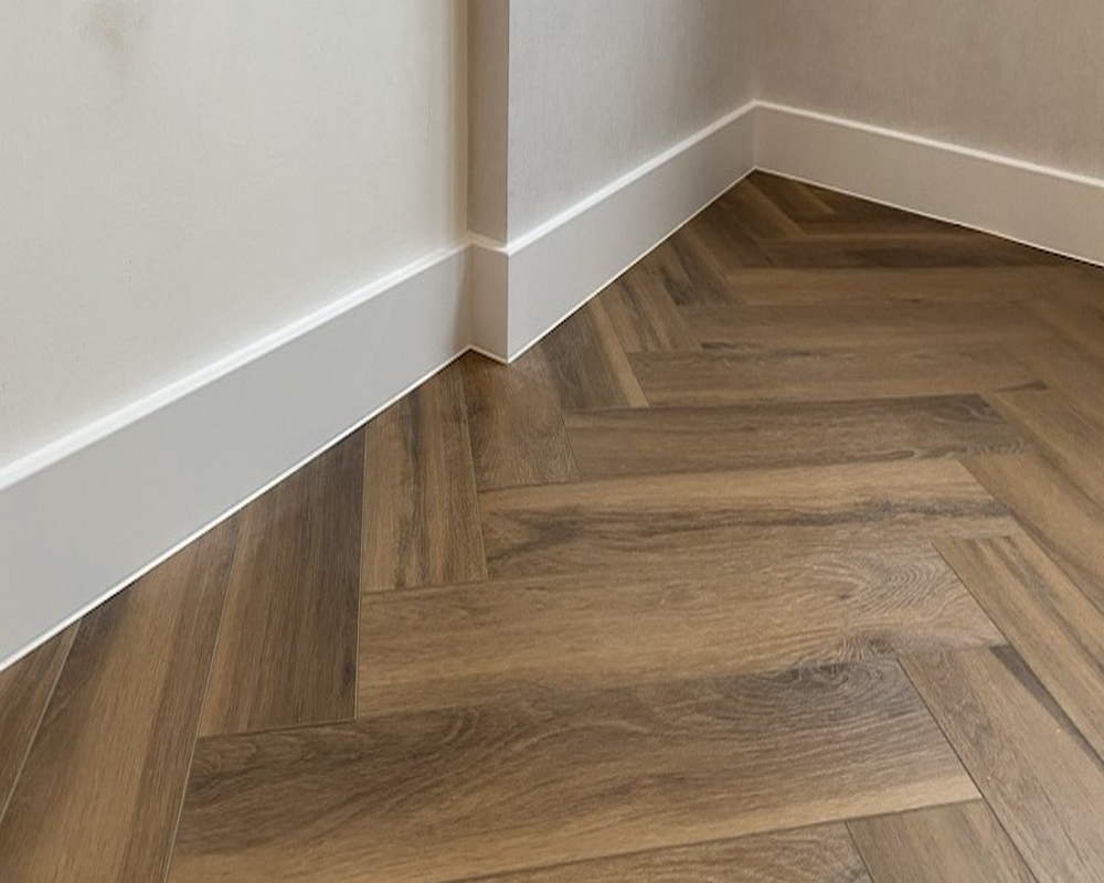 Плинтус ХДФ Dollken Cubu Flex Life 80мм х 2,5 м 1005 Белый RAL 9003