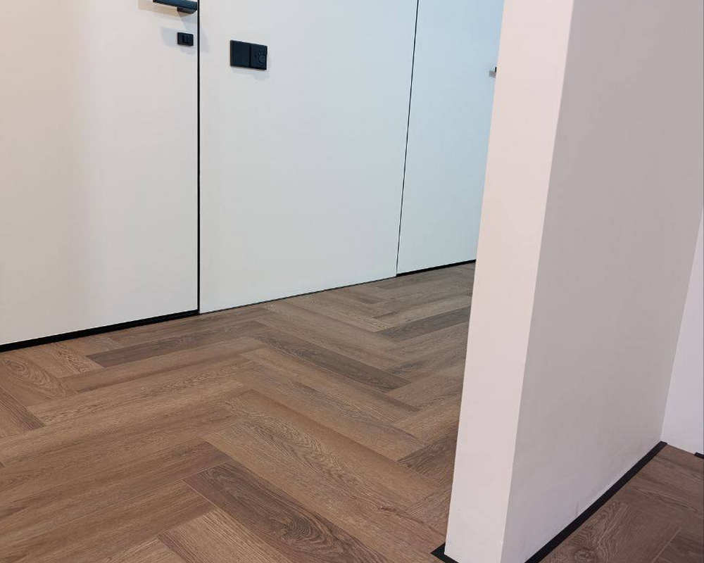 Микроплинтус MSAPL 01.2700.15 Черный