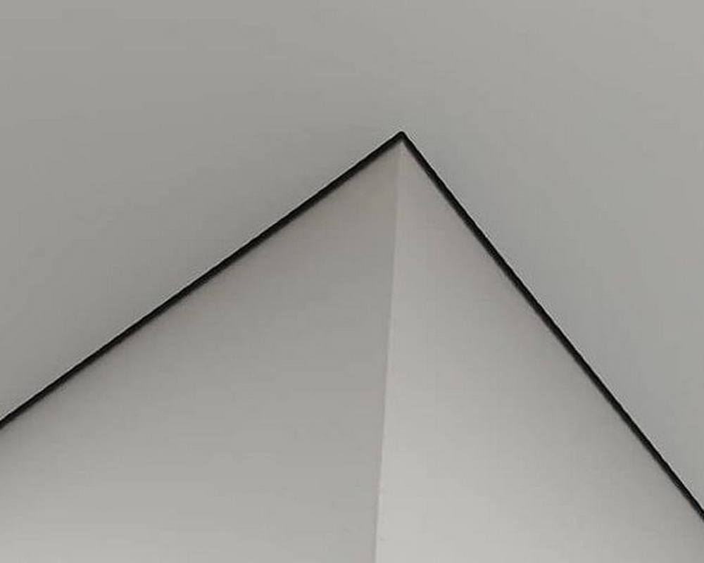 Плинтус алюминиевый потолочный под гипсокартон Волшебная палочка 12 мм 3,0 м Чёрный матовый