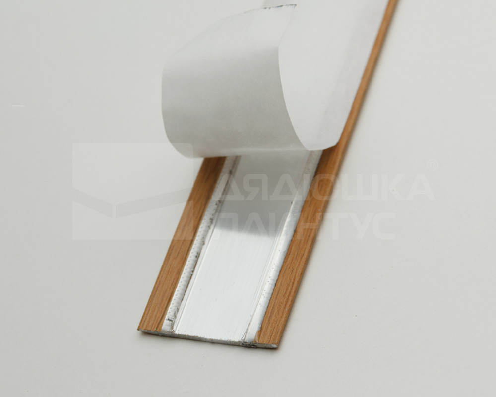 Самоклеящийся порог ЛС 35.900.4081 Сосна