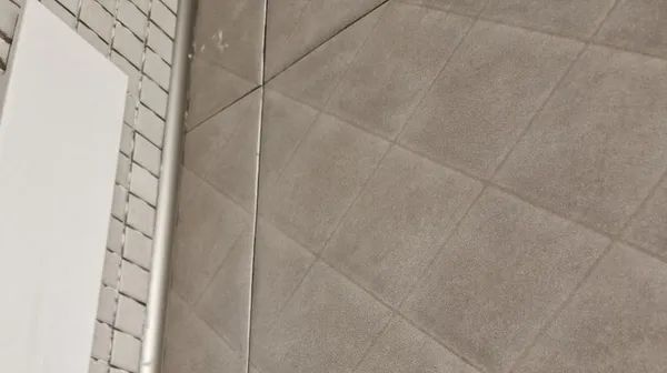 Профиль окантовочный ПК 06-1.2700.01лп Серебро глянец