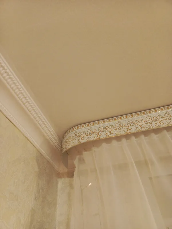 Планка ПВХ Моцарт МАГЕЛЛАН 7см 25м Серебро/Белый. Цена за 1 метр