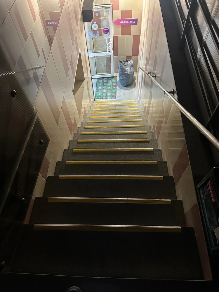 Порог угловой ПУ 71.2700.204л Бронза