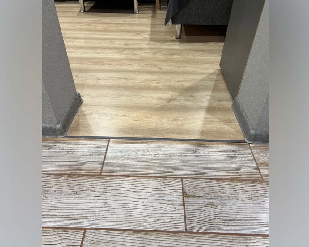 Порог для кварцвинила ЛС 10-1.2700.258 2,7 м Бетон сильвер