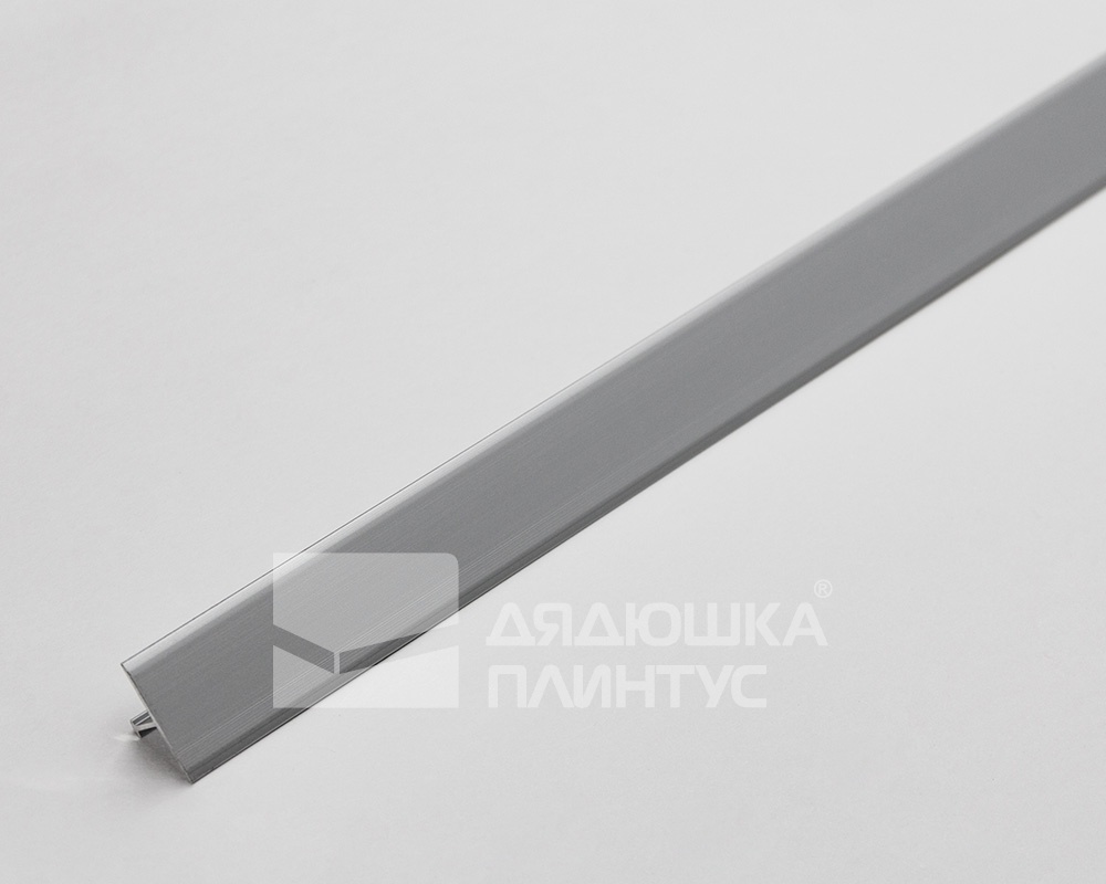 Алюминиевый  профиль ПТ-18 (659)  серебро/мат 2,7 м