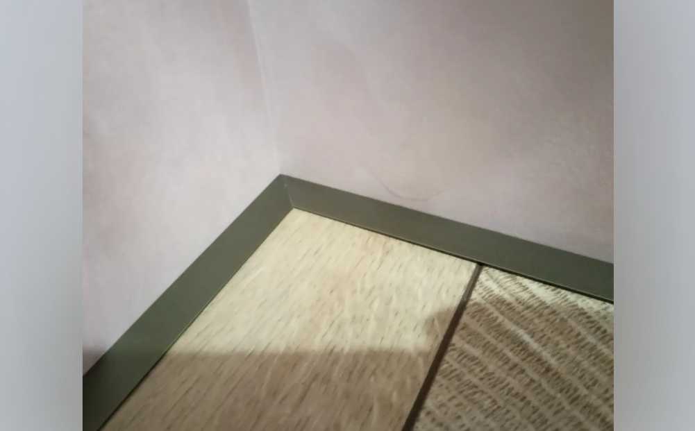 Микроплинтус MSAPL 01.2700.04L Анод бронза