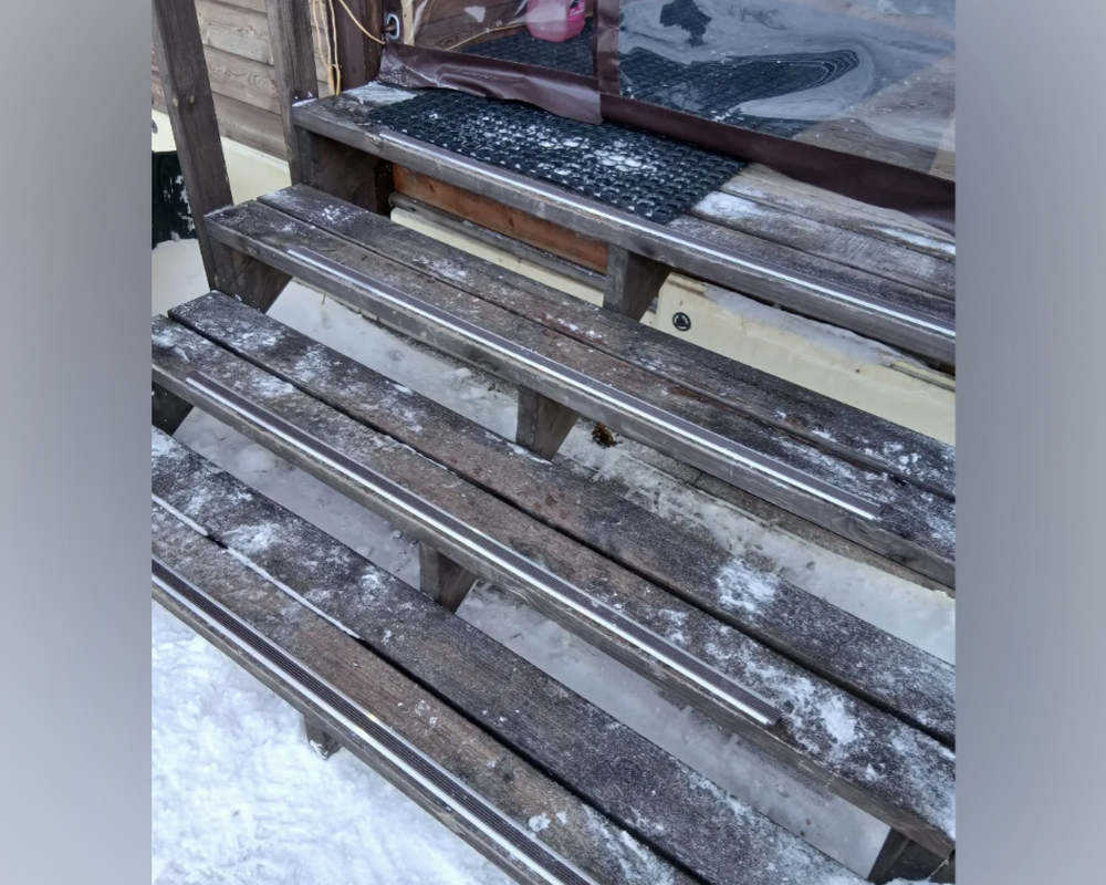 Порог одноуровневый ПС 08.1800.042л Шампань